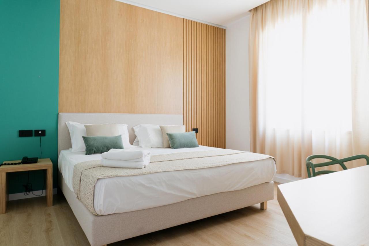 Plana Hotel Caserta Zewnętrze zdjęcie