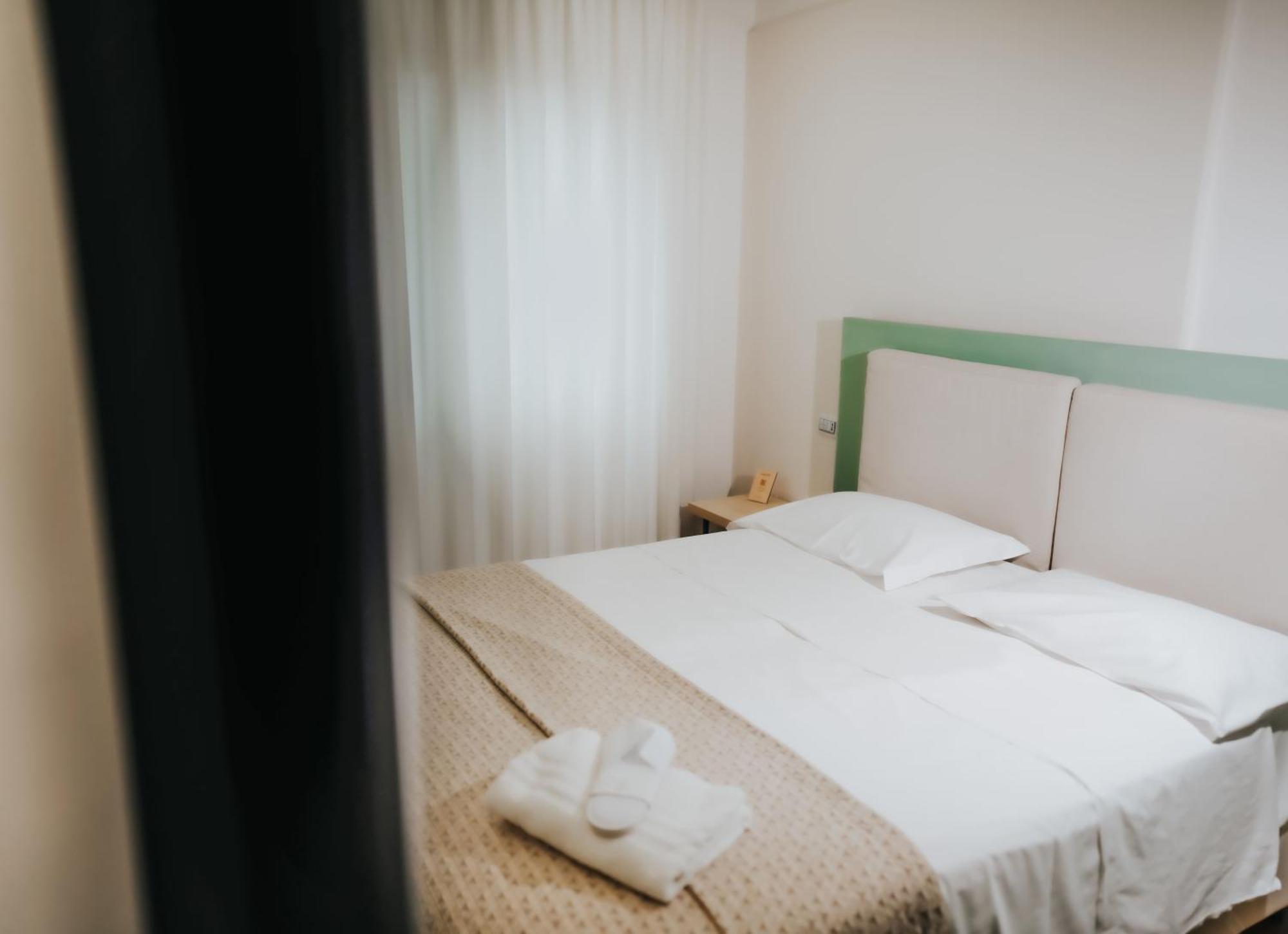 Plana Hotel Caserta Zewnętrze zdjęcie