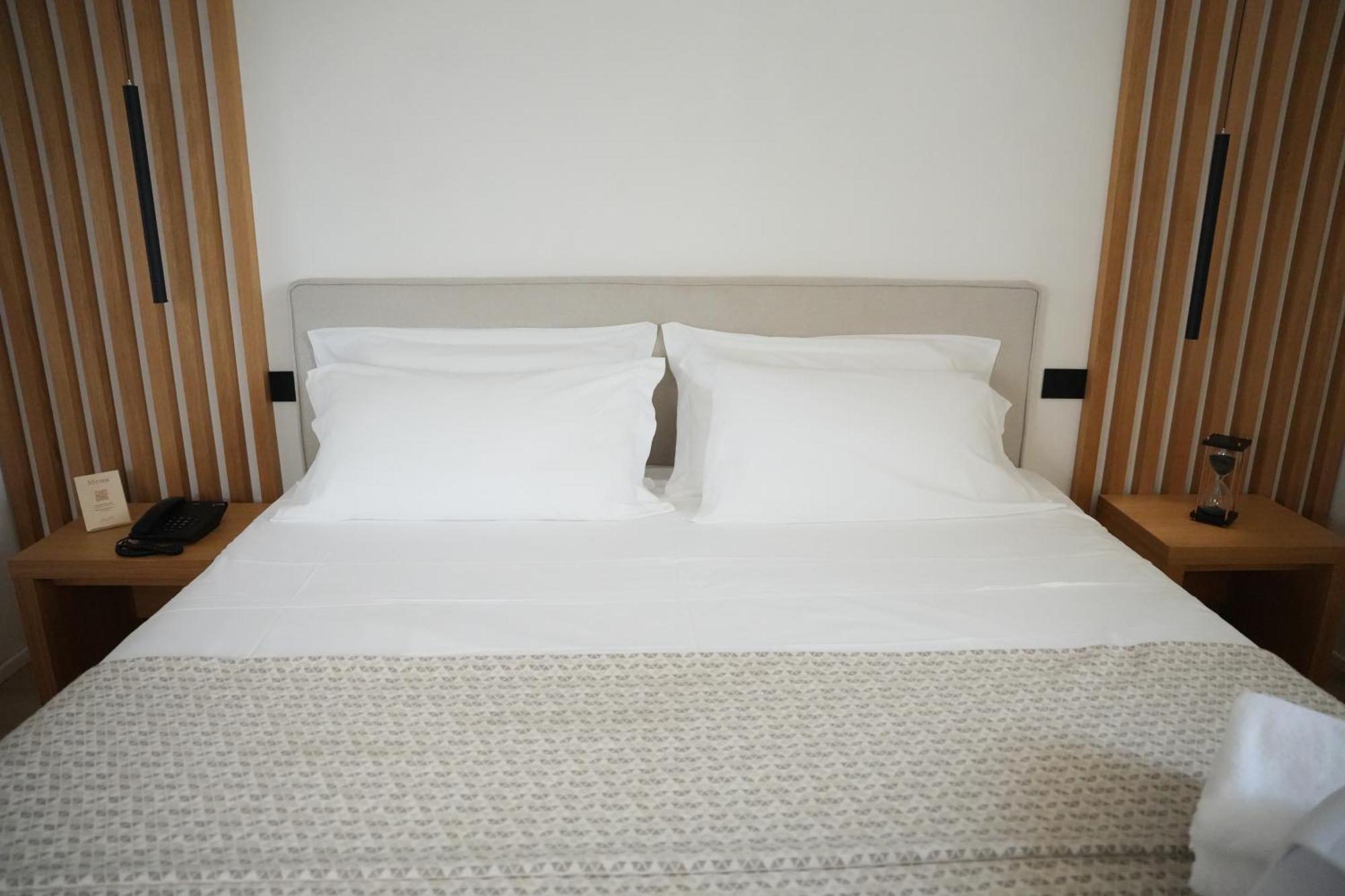 Plana Hotel Caserta Zewnętrze zdjęcie