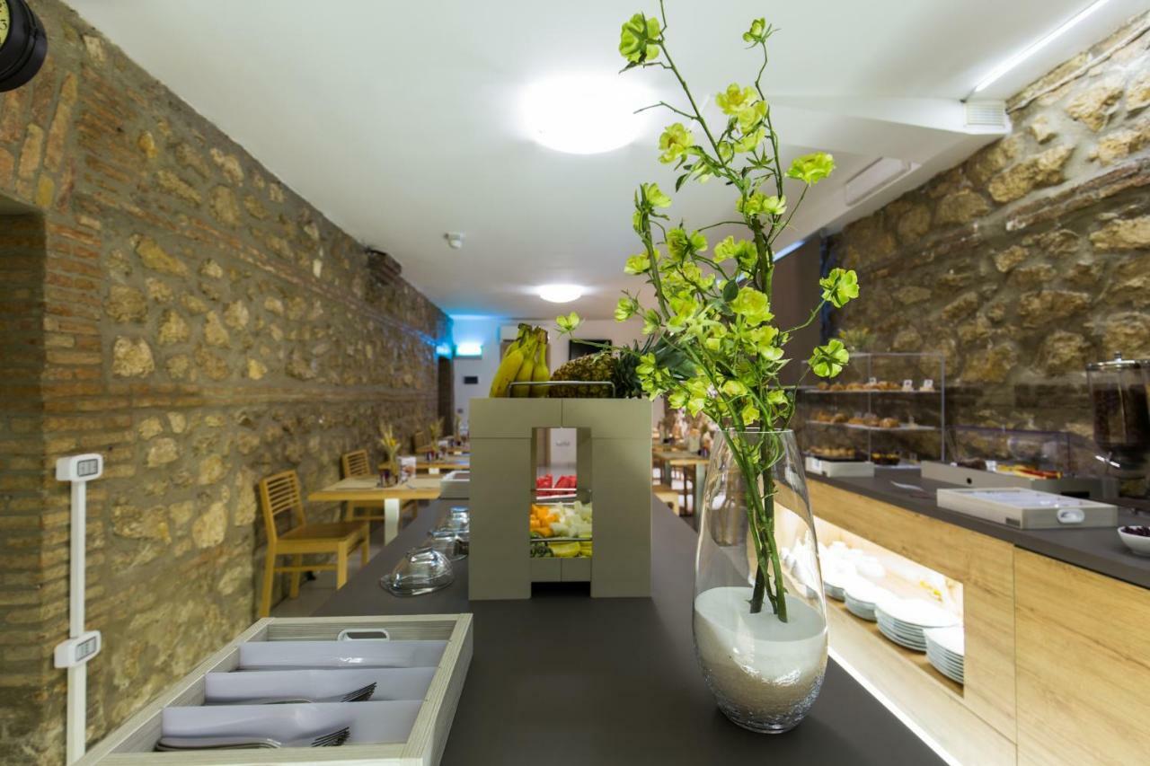 Plana Hotel Caserta Zewnętrze zdjęcie
